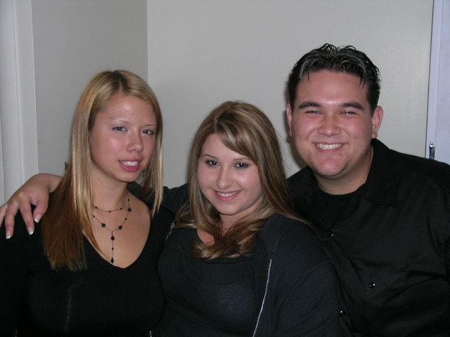 Natasha, Anita and Becker gettin cheesy